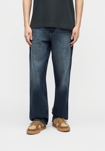 Свободные джинсы