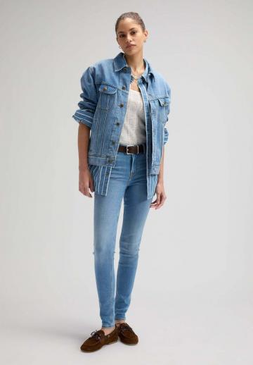 Узкие джинсы