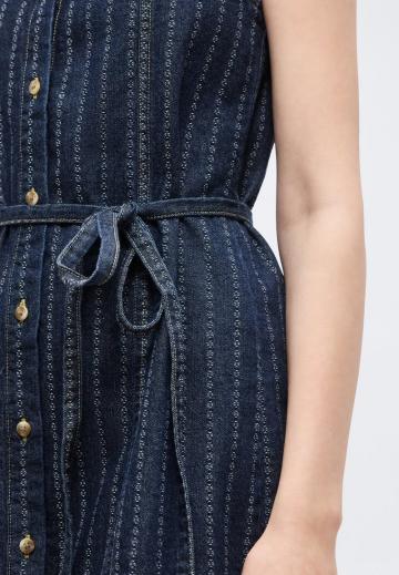 Джинсовая жилетка