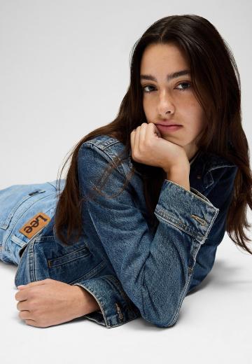 Джинсовая куртка