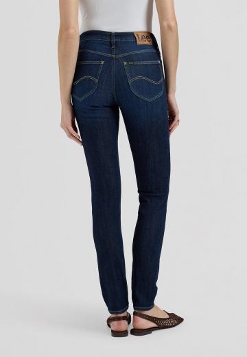 Узкие джинсы