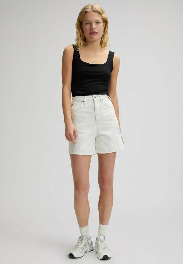 Джинсовые шорты