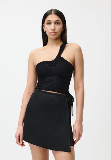 Топ на одно плечо