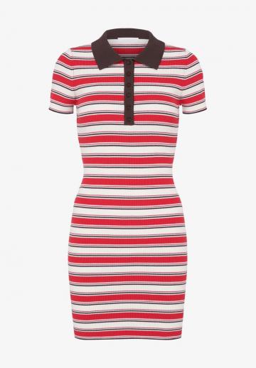 Короткое платье