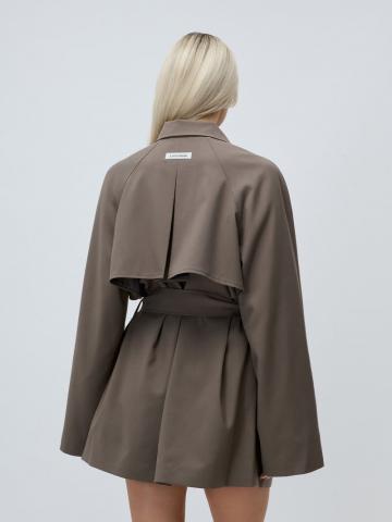 Короткое пальто