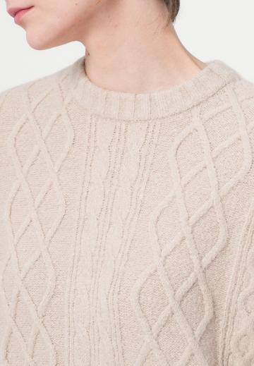 Вязаное платье