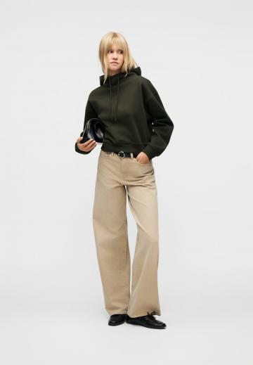 Пуловер с капюшоном