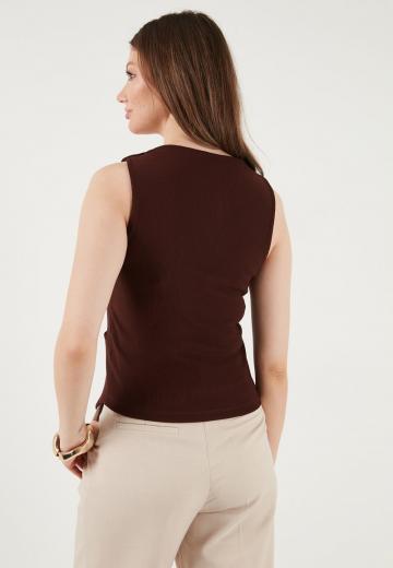 Джинсовая жилетка