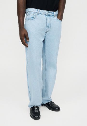 Свободные джинсы