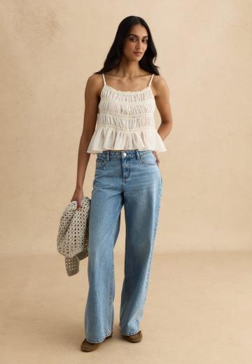 Топ на бретельках