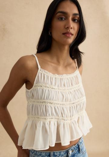 Топ на бретельках