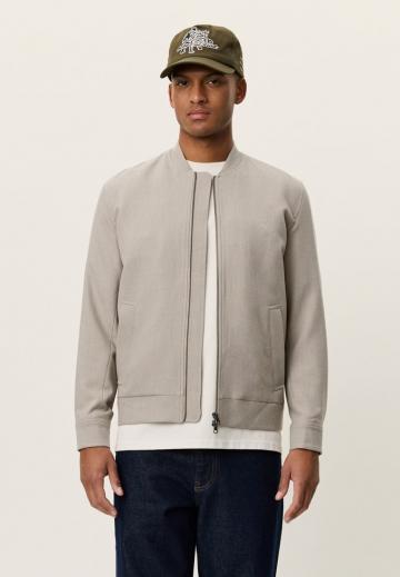 Куртка бомбер