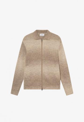 Вязаная кофта