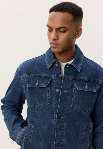 Джинсовая куртка