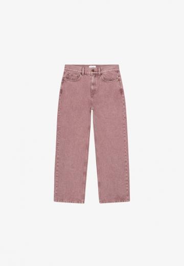 Прямые джинсы