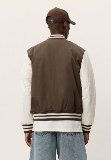 Куртка бомбер