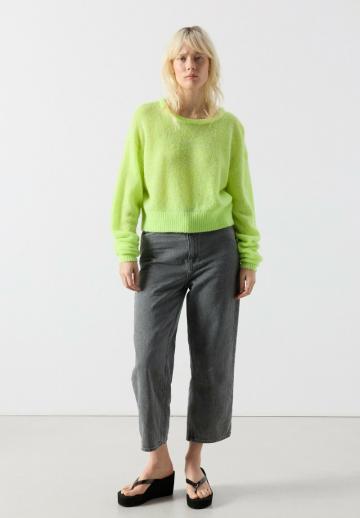 Короткие джинсы