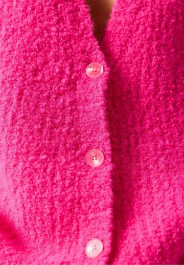 Вязаный жилет