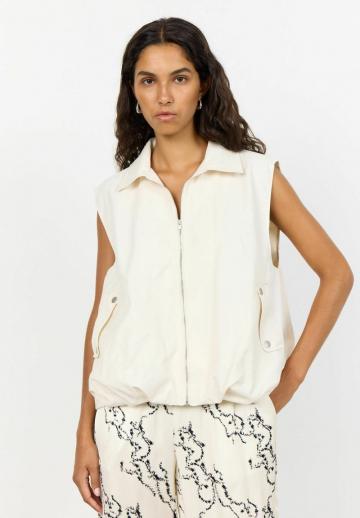 Пуховой жилет