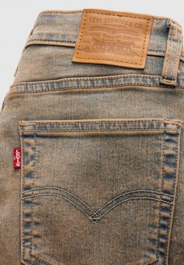 Клешеные брюки