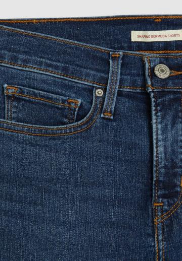 Джинсовые шорты