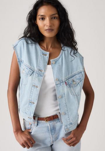 Джинсовая жилетка