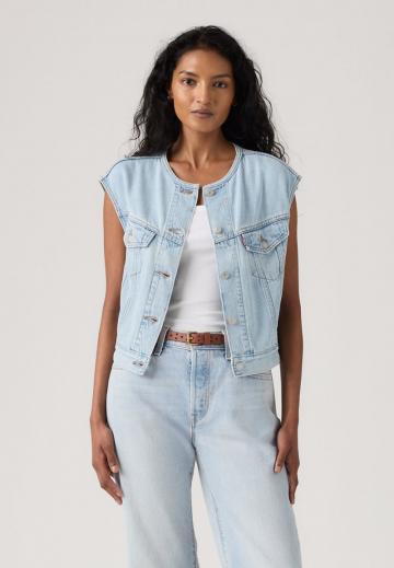 Джинсовая жилетка