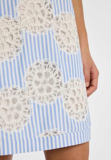 Короткое платье