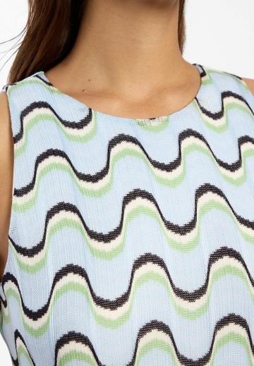 Вязаное платье