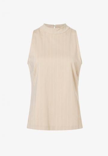 Блузка без рукавов