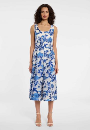 Платье футляр