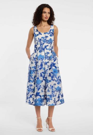 Платье футляр