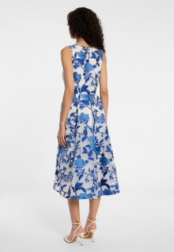 Платье футляр