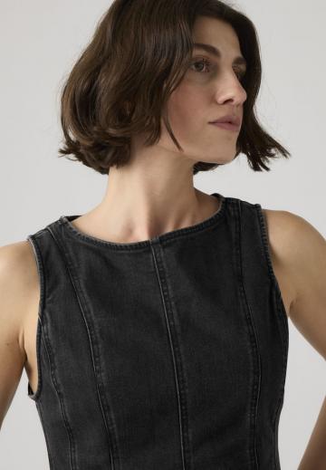 Джинсовая жилетка