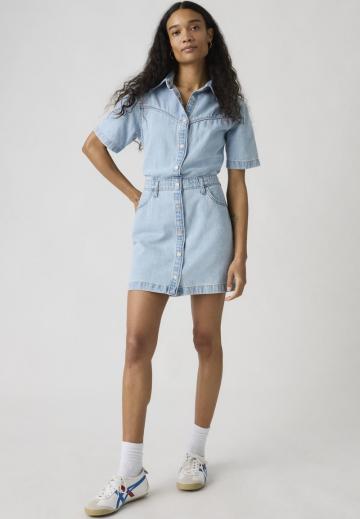 Джинсовый комбинезон