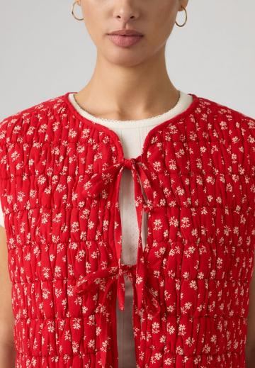 Джинсовая жилетка