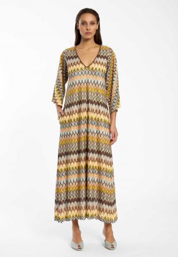 Вязаное платье