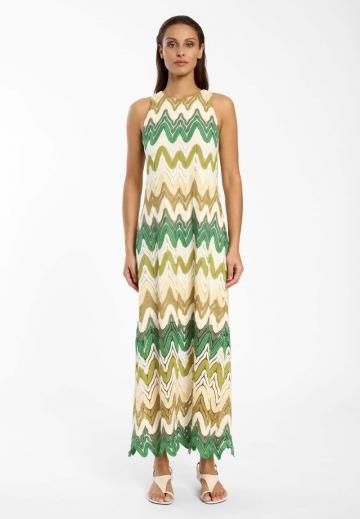 Вязаное платье