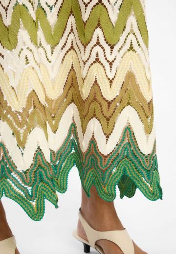 Вязаное платье