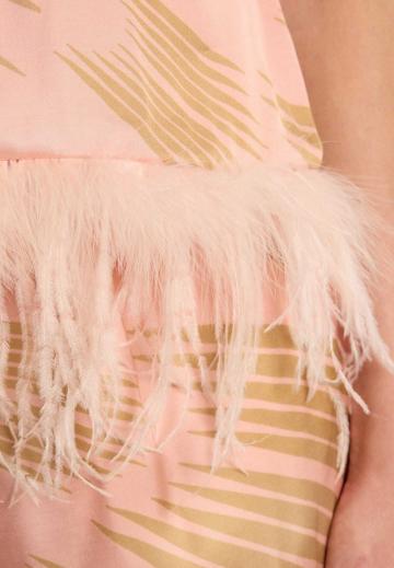 Блузка без рукавов