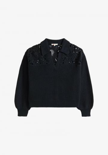 Пуловер с вырезом V