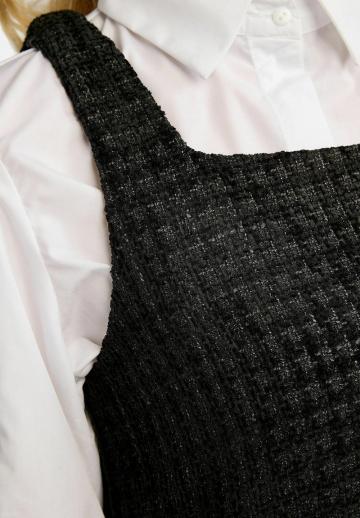 Джинсовый комбинезон