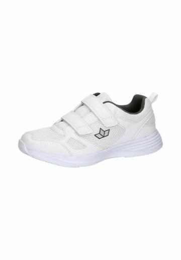 Походные кроссовки