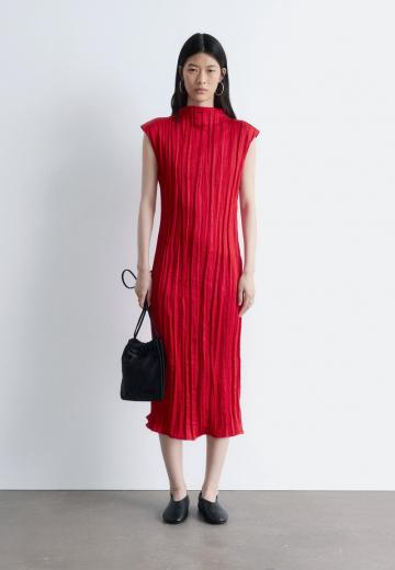 Платье футляр