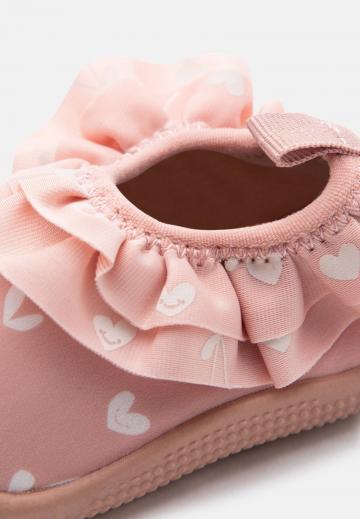 Детская обувь