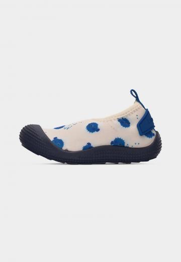 Детская обувь