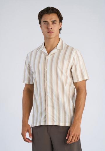Рубашка с коротким рукавом