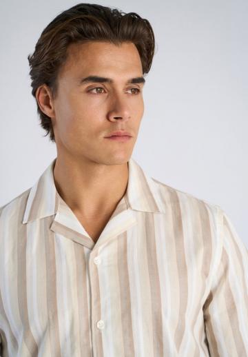 Рубашка с коротким рукавом