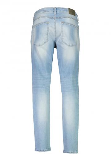 Узкие джинсы