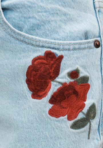 Свободные джинсы